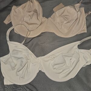 SKIMS Unlined Bras.  36DDD